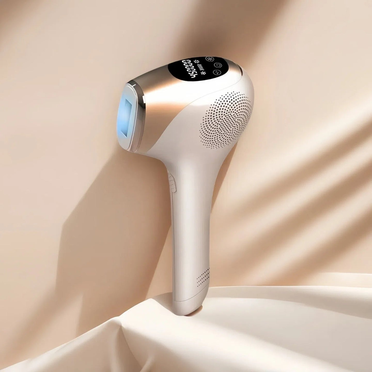 Lissea SmoothLaser – Shine with silky skin.